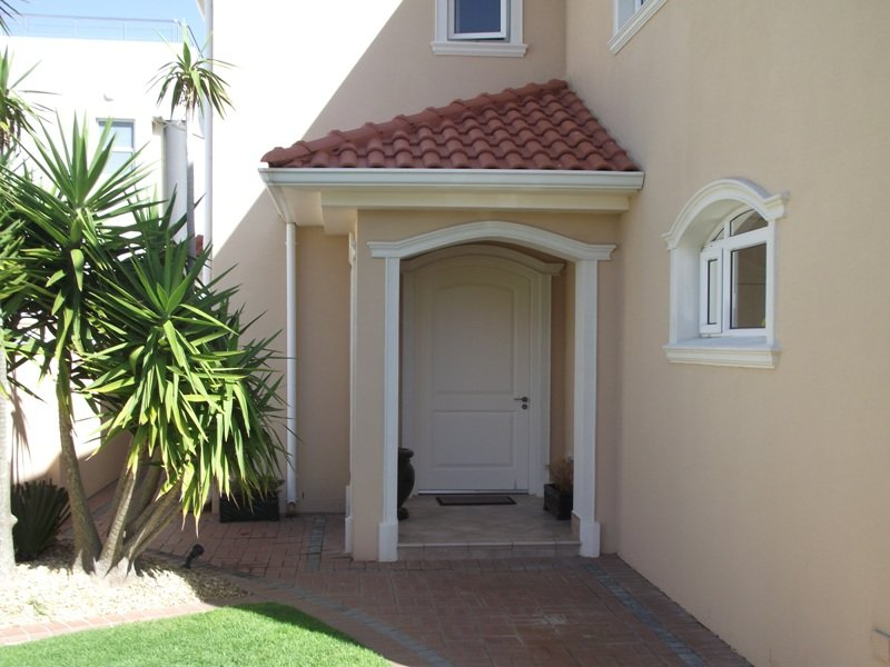 3 Bedroom Property for Sale in Harbour Island Western Cape